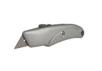 Нож для линолеума с выдвижным трапецевидным лезвием фиксатор металлический корпус Sturm 1076-02-P1