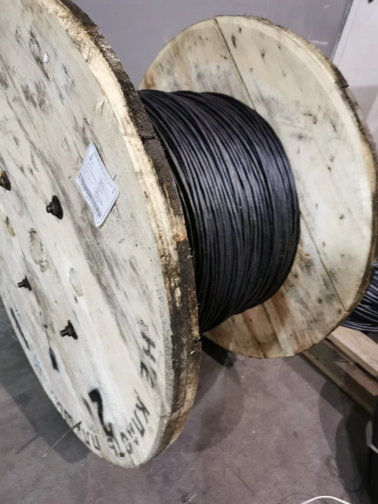 Схема подключения насоса разного типа Схема подключения насоса разного типа