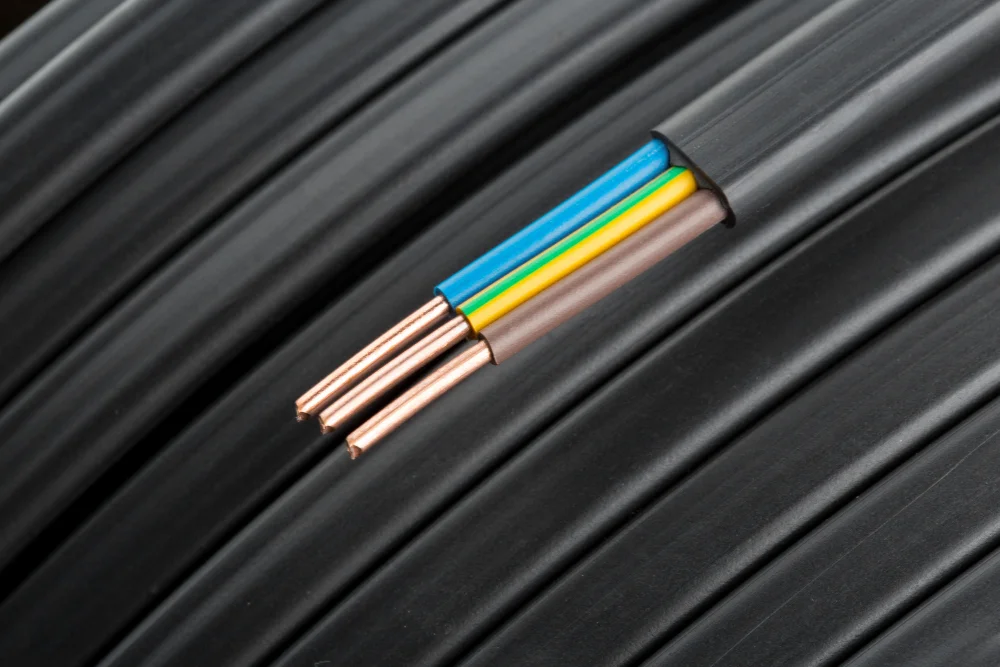 Какие отличия между кабелем и проводом?