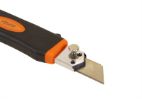 Нож с сегментированным лезвием 25мм сталь SK4 автоподача фиксирующий винт 3 дополнительные лезвия Sturm 1076-08-08